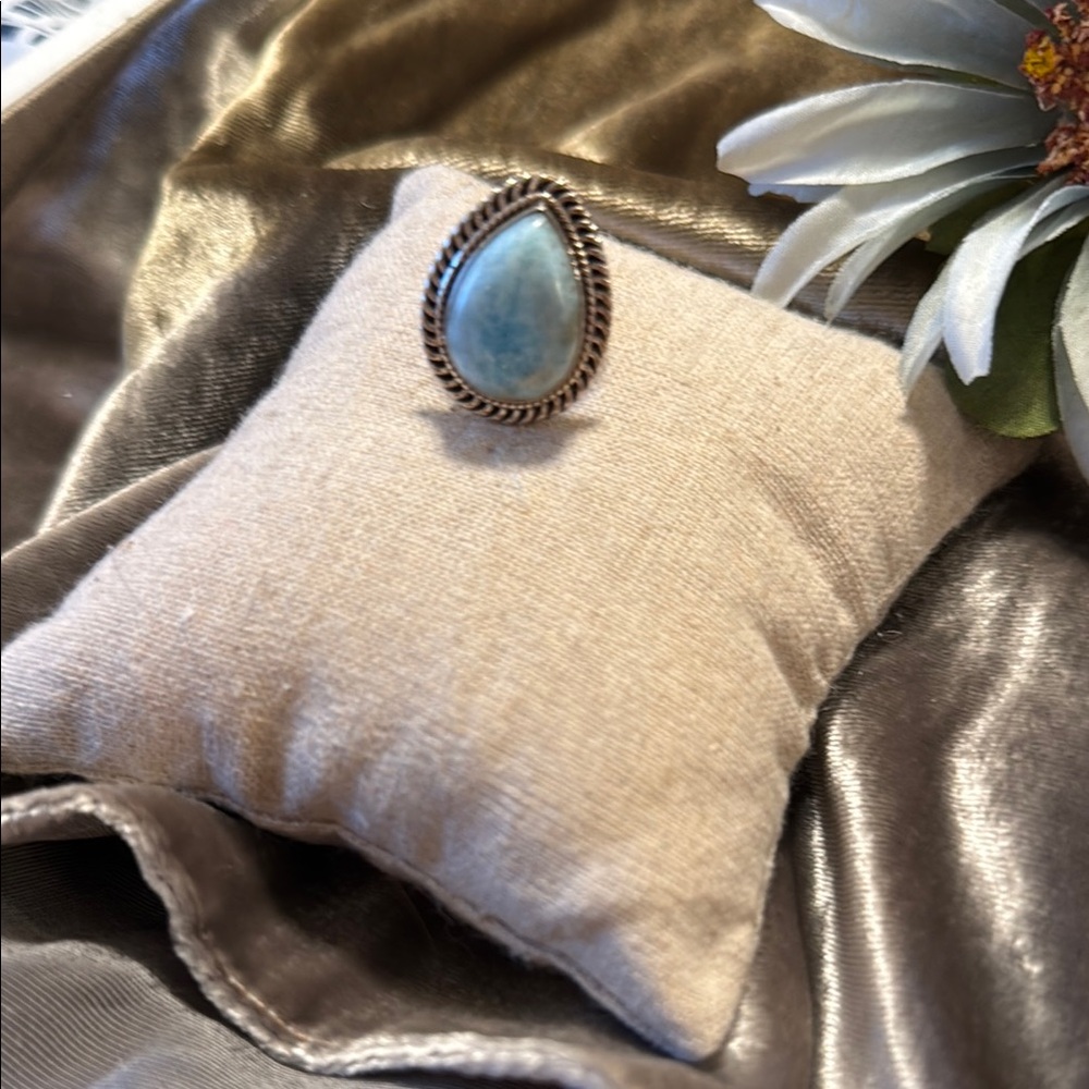 Teardrop Larimar Stone Ring
Increasing rare beautiful Larimar